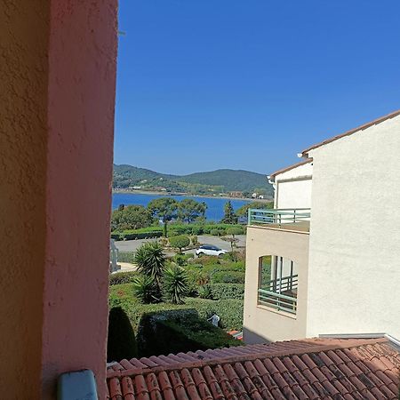 Apartamento Les Coraux Agay Saint-Raphaël Exterior foto
